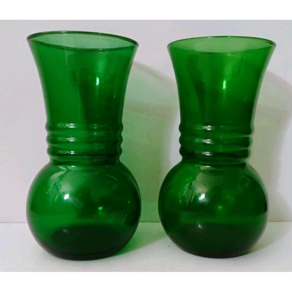 Vtg Hoosier Green Glass Vases Mid Century Ribbed Neck Flower Pitcher Lot of 2